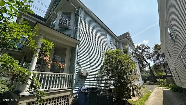 1054 Park Avenue, Schenectady, NY 12308 - Image #3