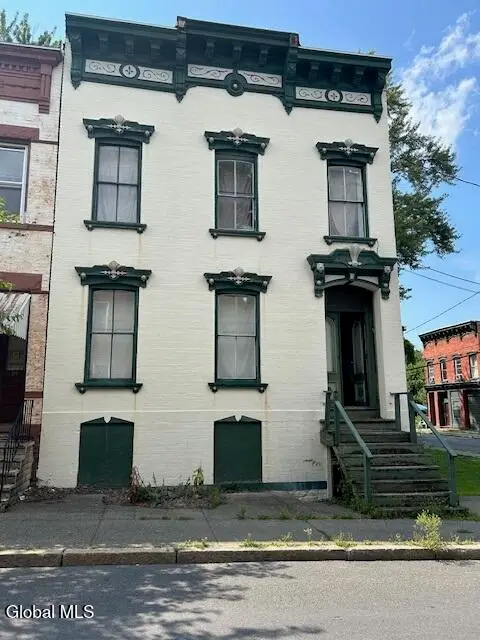 113 Clinton Street, Albany, NY 12202