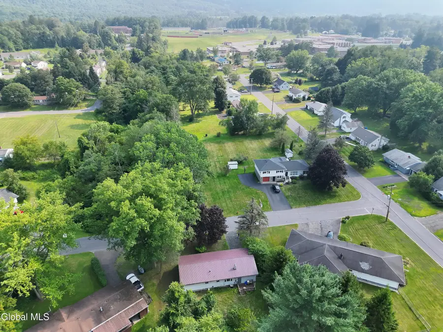 10 Cayuga Street, Sidney, NY 13838 - Image #3