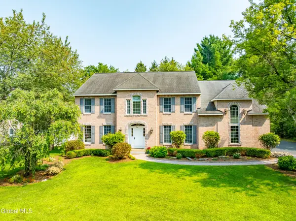 24 Forest Drive, Voorheesville, NY 12186