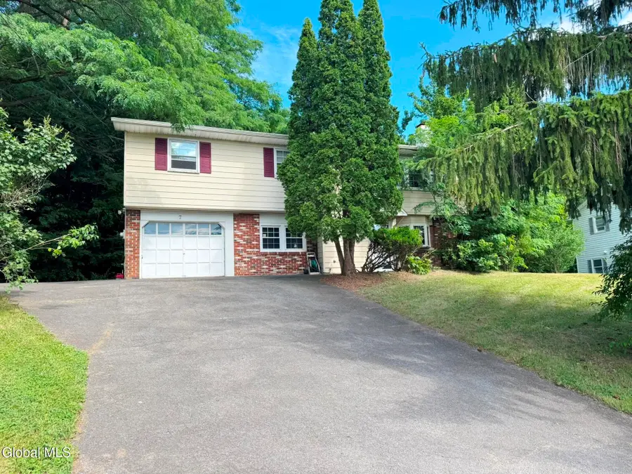 7 Haley Lane, Schaghticoke Town, NY 12182 - Image #2