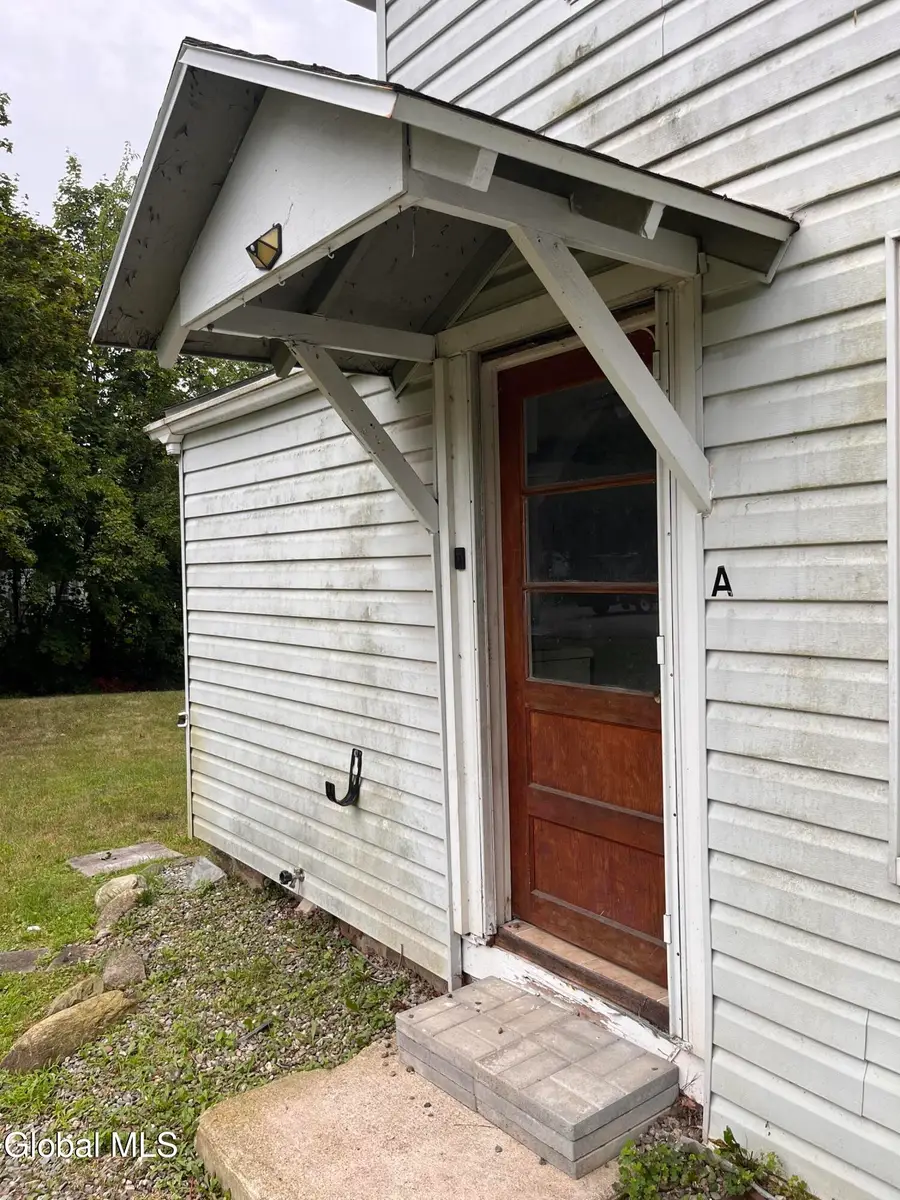 32 Burgoyne Street, Schuylerville, NY 12871 - Image #2