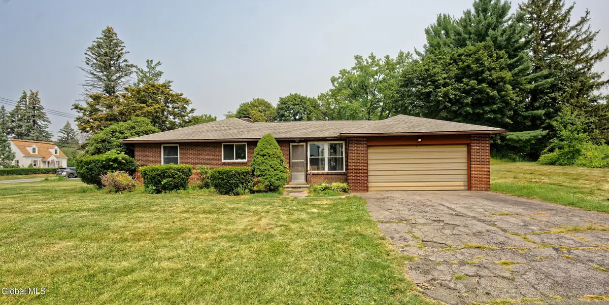 5 Hosford Avenue, North Greenbush, NY 12144 - Image #1