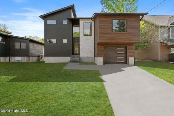 7773 Main Street, Hunter, NY 12442