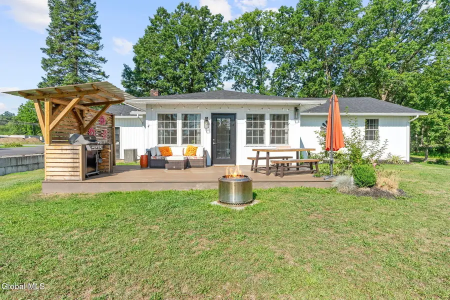 721 Hudson River Road, Mechanicville, NY 12118 - Image #2