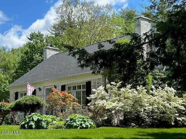 2254 Algonquin Road, Niskayuna, NY 12309 - Image #1