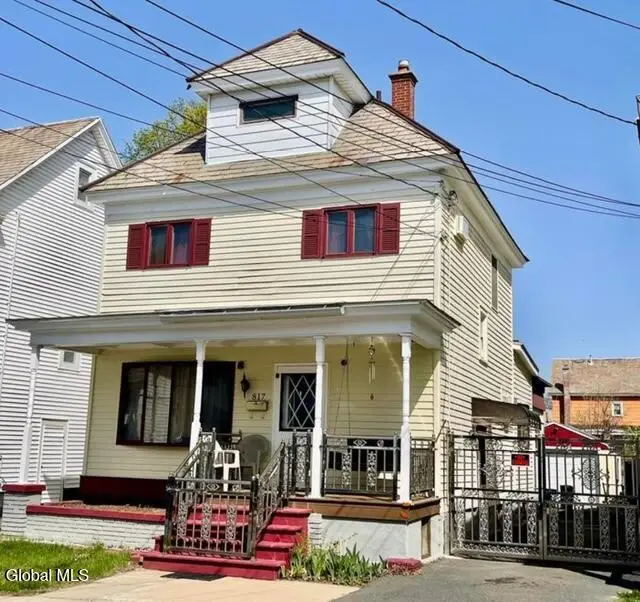 817 Holland Road, Schenectady, NY 12303 - Image #1