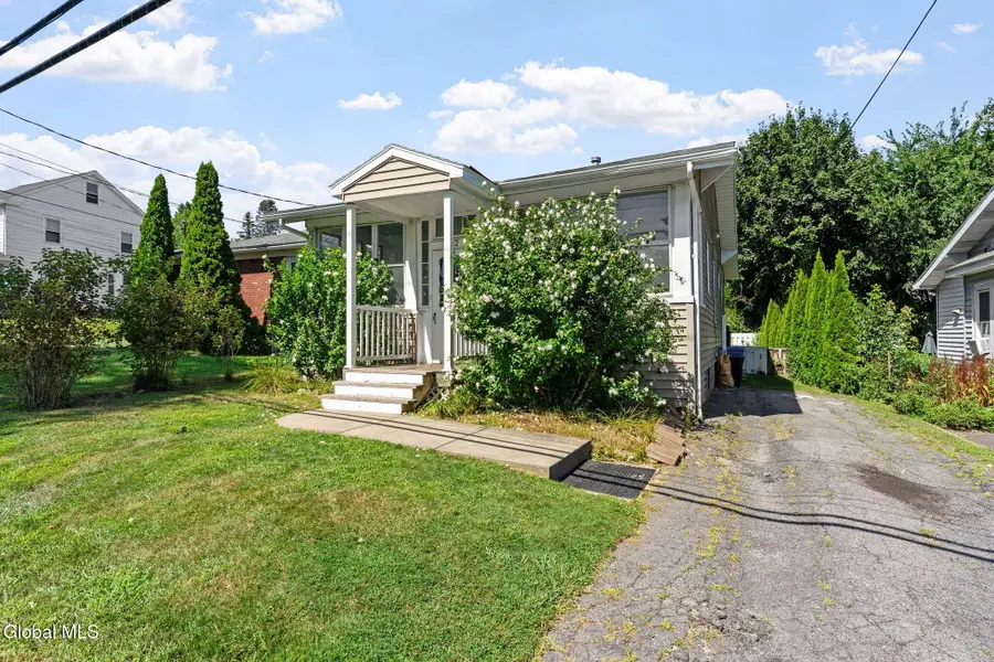 32 Homestead Street, Albany, NY 12203 - Image #2