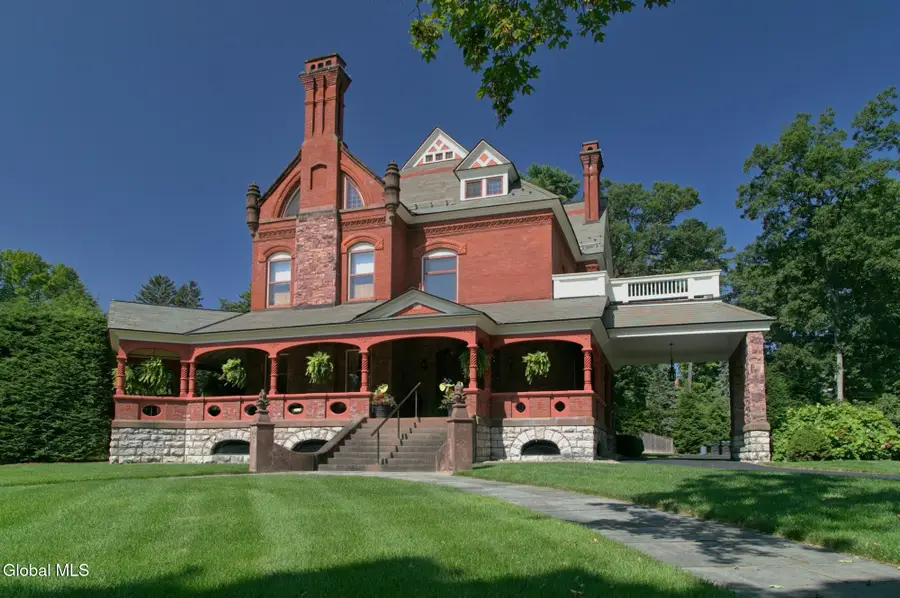 795 N Broadway, Saratoga Springs, NY 12866 - Image #2