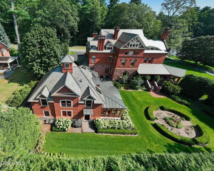 795 N Broadway, Saratoga Springs, NY 12866 - Image #3