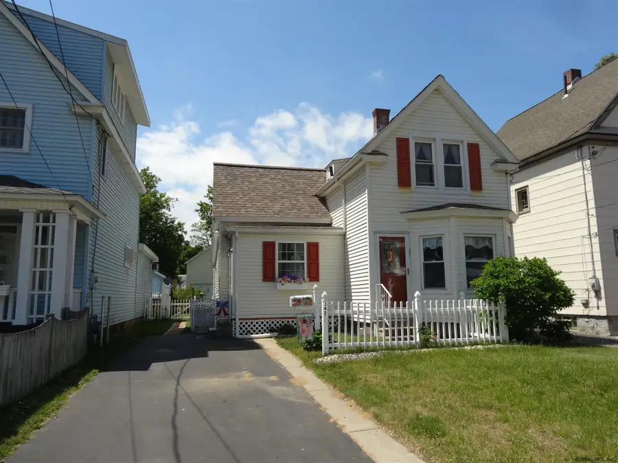 342 Eleanor Street, Schenectady, NY 12306 - Image #2