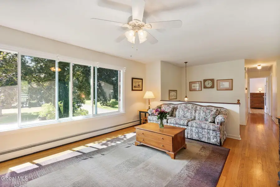 33 Mountain View Drive, Kinderhook Town, NY 12184 - Image #3