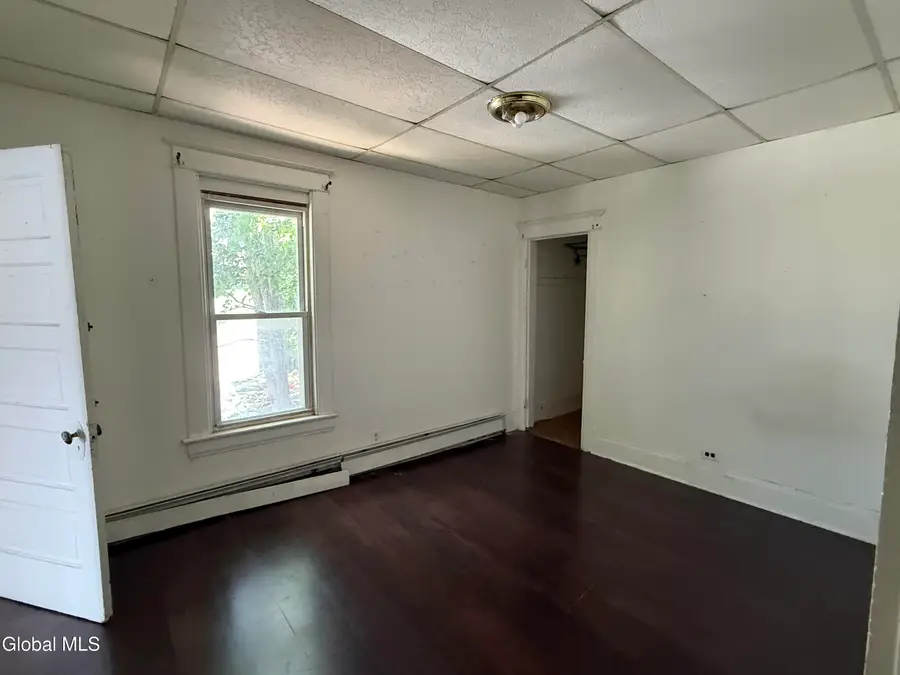 318 E Main Street, Amsterdam, NY 12010 - Image #3