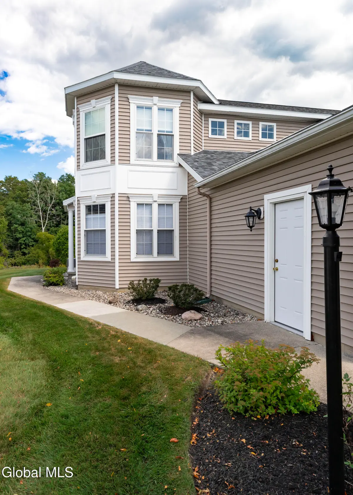 40 Patroon Pointe Drive, Rensselaer, NY 12144 - Image #1