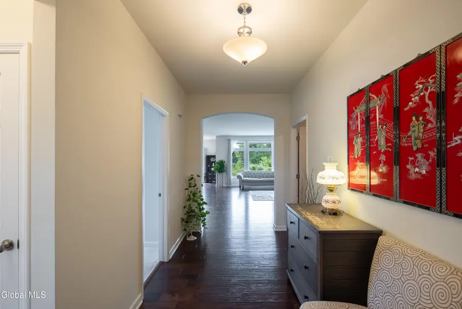 41 Somerset Drive, Halfmoon, NY 12118 - Image #3