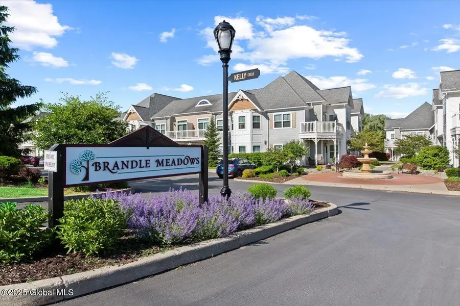 802 Heather Lane, Guilderland, NY 12009 - Image #2