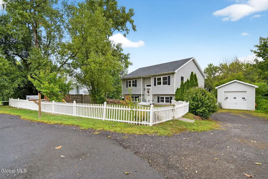 113 Royal Road, Stockport, NY 12173 - Image #3