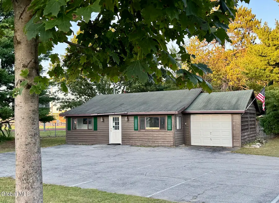 216 West Avenue, Saratoga Springs, NY 12866 - Image #2