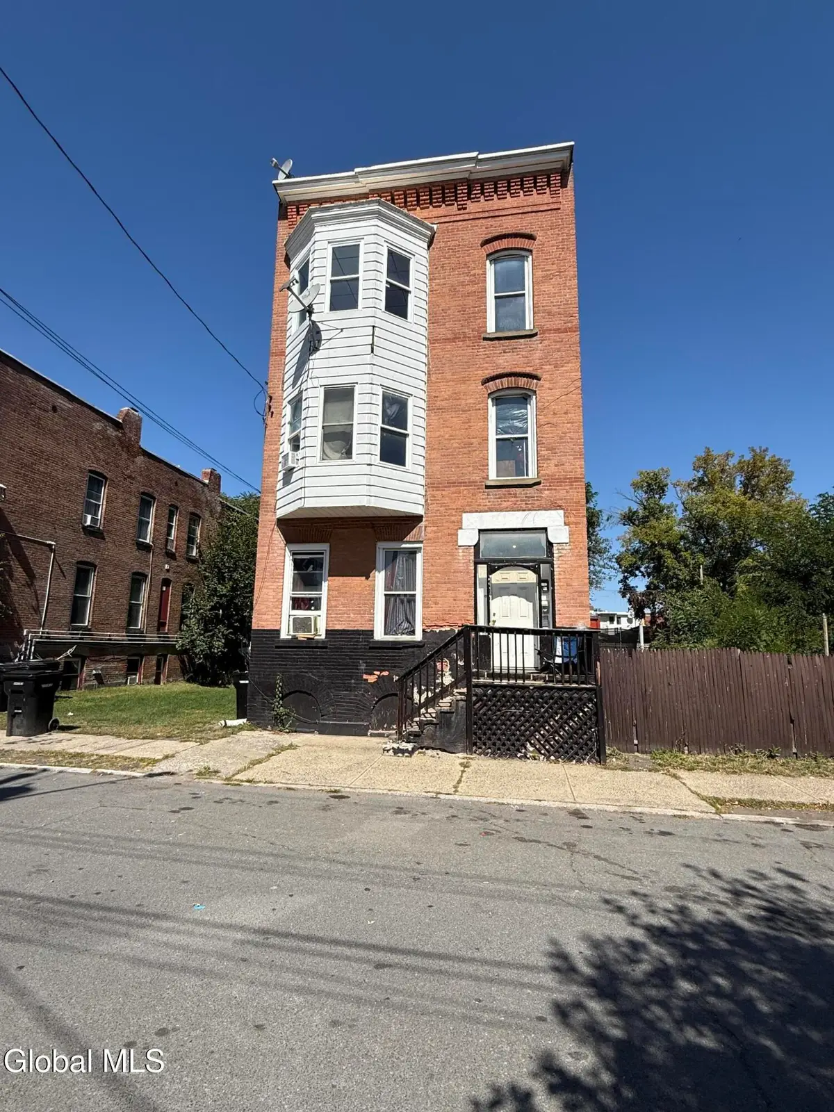 32 Douw Street, Troy, NY 12180 - Image #1