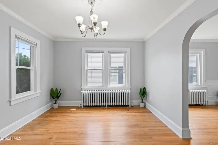 14 Woodside Avenue, Colonie, NY 12205 - Image #3