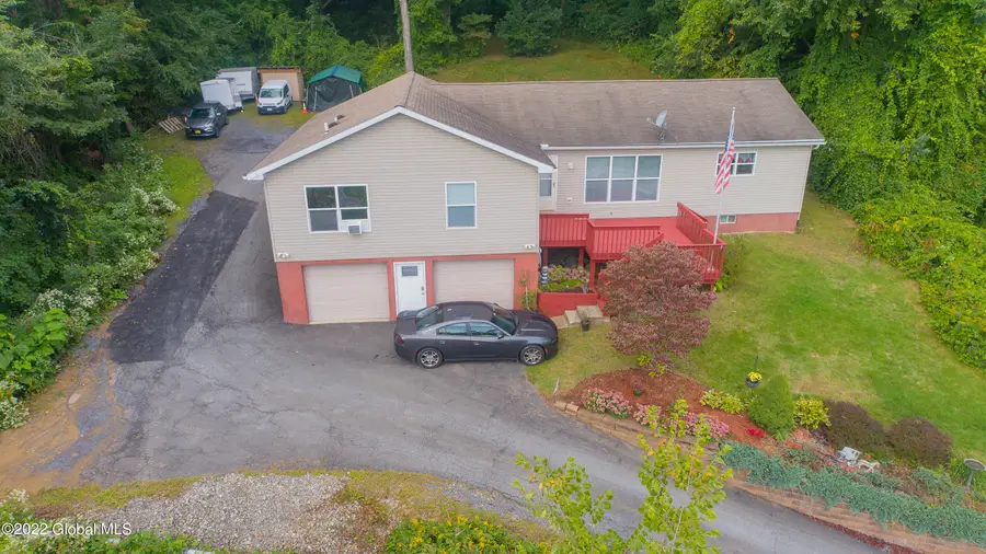 77 Canal Road, Halfmoon, NY 12065 - Image #3