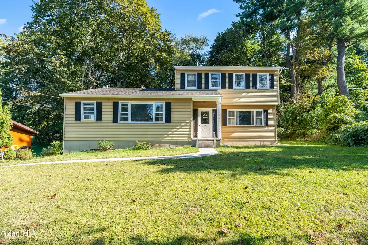 77 Mccormack Road, Slingerlands, NY 12159 - Image #1