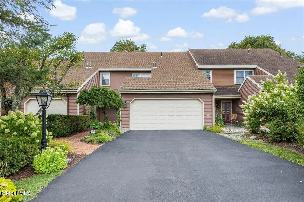 18 Quincy Road, Bethlehem, NY 12077 - #1