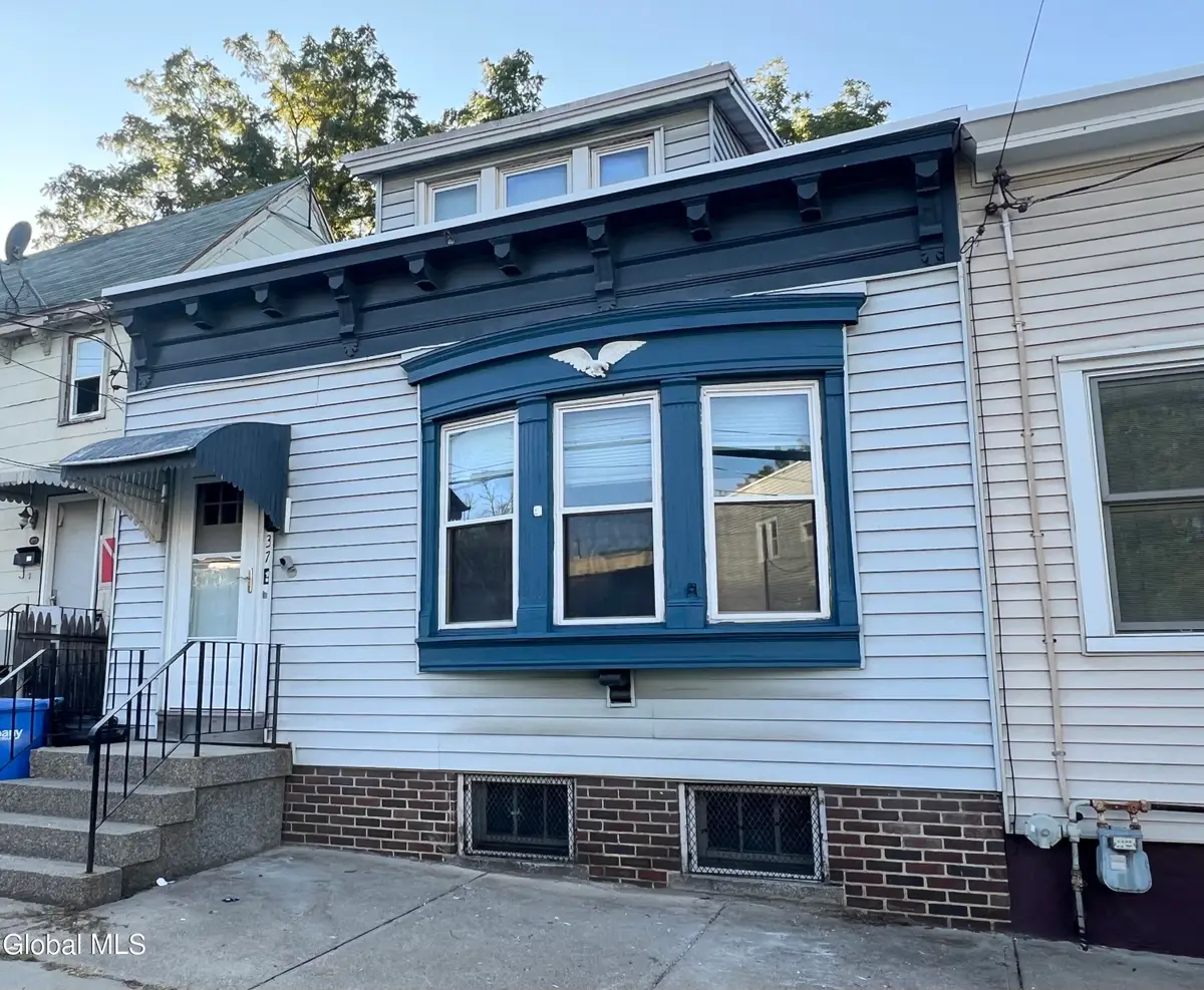 37 Sloan Street, Albany, NY 12202 - Image #1