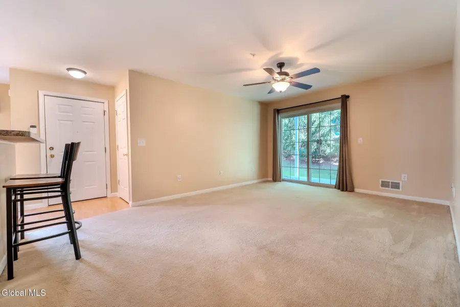 201 Cedar Run, Rensselaer, NY 12144 - Image #3