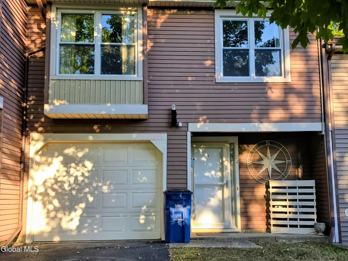 22 Ziemke Farm Lane, Cohoes, NY 12047 - Image #1