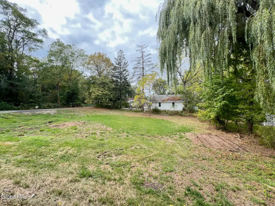 92B Columbia Turnpike, Hampton Manor, NY 12144 - Image #2