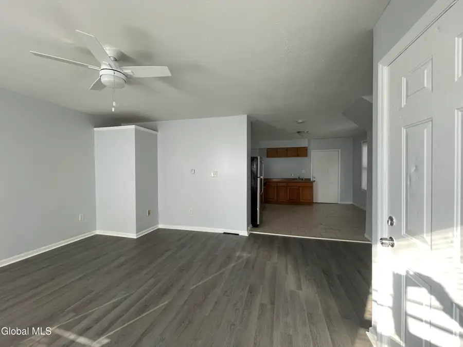 845 Eastern Avenue, Schenectady, NY 12308 - Image #2