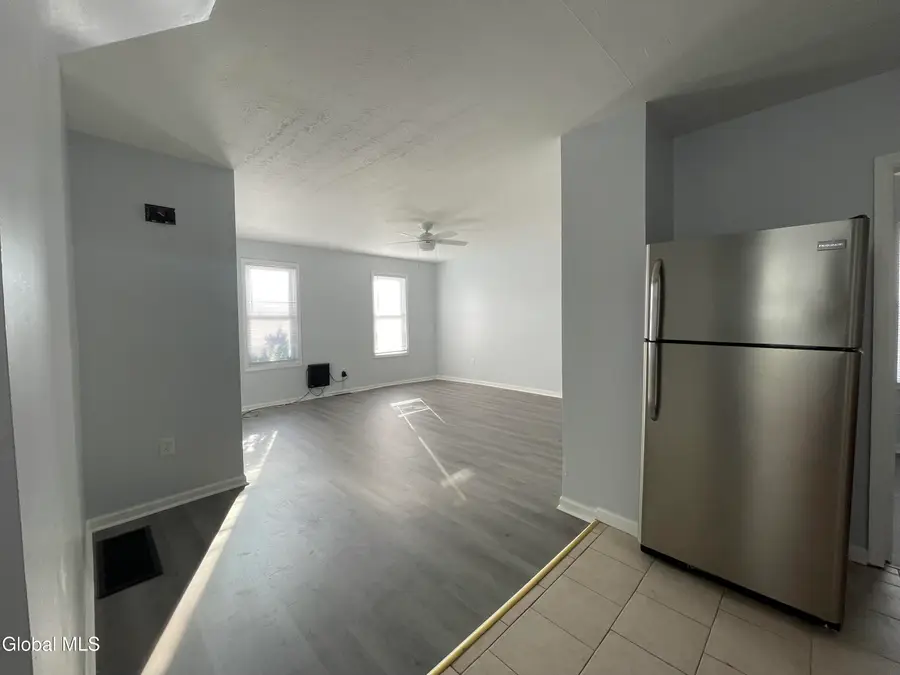 845 Eastern Avenue, Schenectady, NY 12308 - Image #3