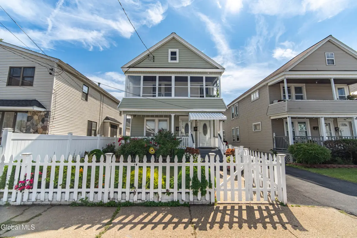 910 Pennsylvania Avenue, Schenectady, NY 12303 - Image #1