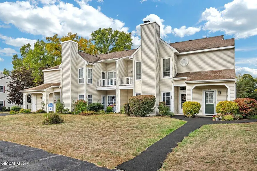 813 Ridge Circle, Troy, NY 12182 - Image #2