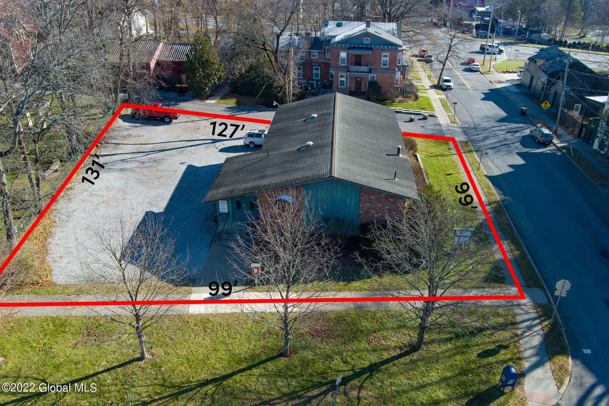 624 N Broadway, Saratoga Springs, NY 12866 - Image #1