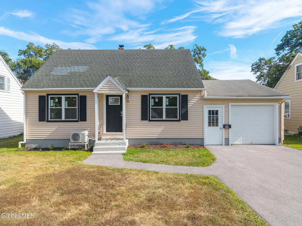 35 Virginia Boulevard, Glenville, NY 12302 - Image #1