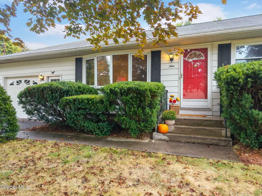 9 Apple Blossom Lane, Voorheesville, NY 12186 - Image #3