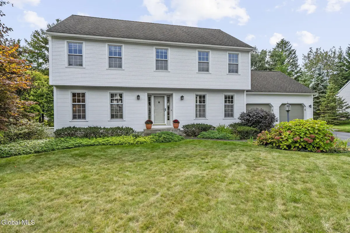 13 Durham Court, Bethlehem, NY 12054 - #1