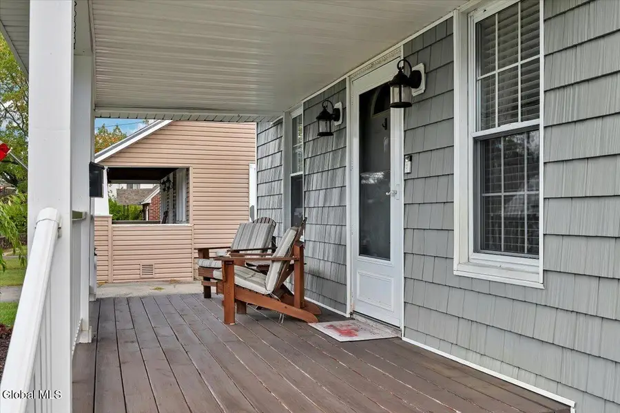 1009 N Westcott Road, Rotterdam, NY 12306 - Image #2