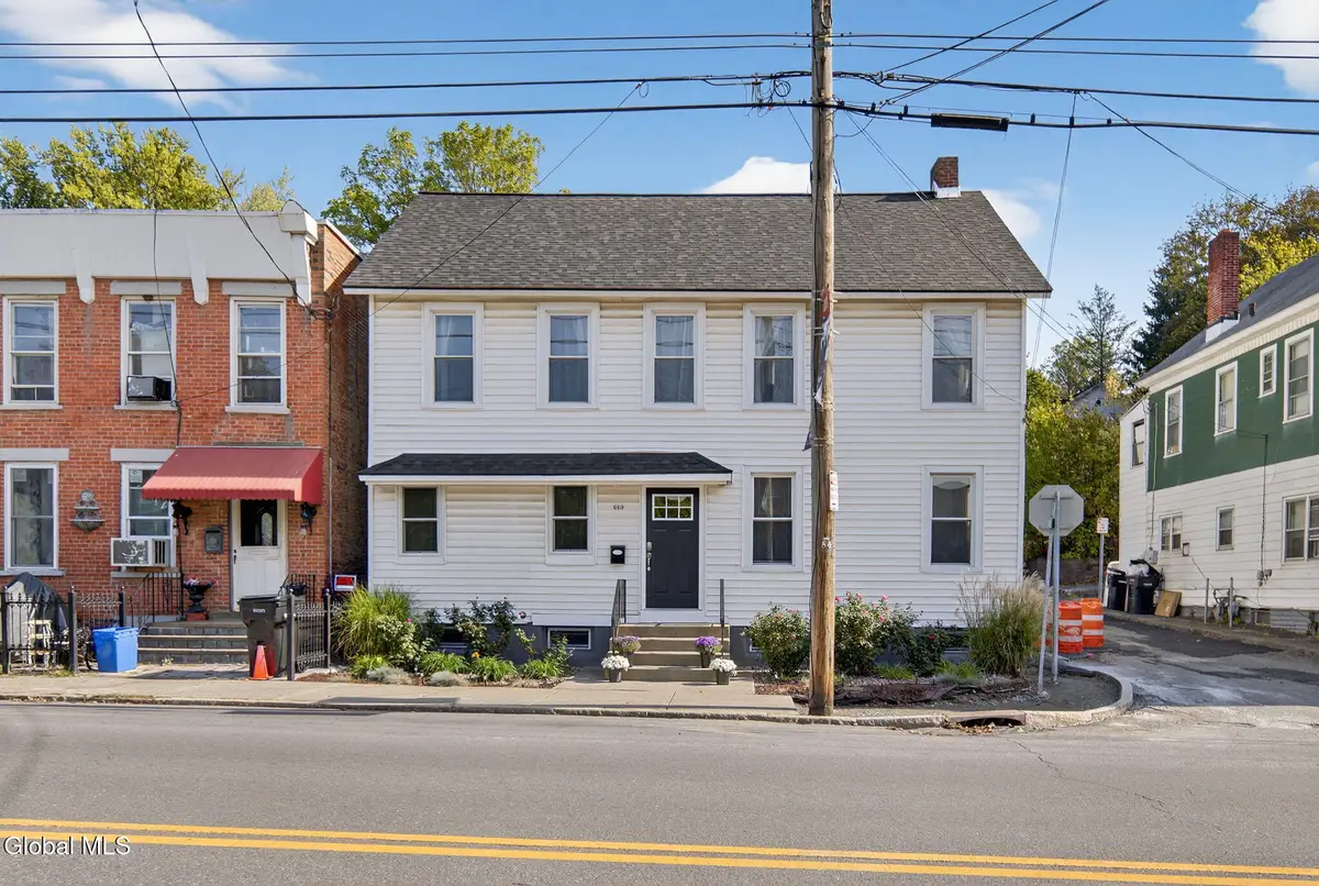 669 Pawling Avenue, Troy, NY 12180 - #1