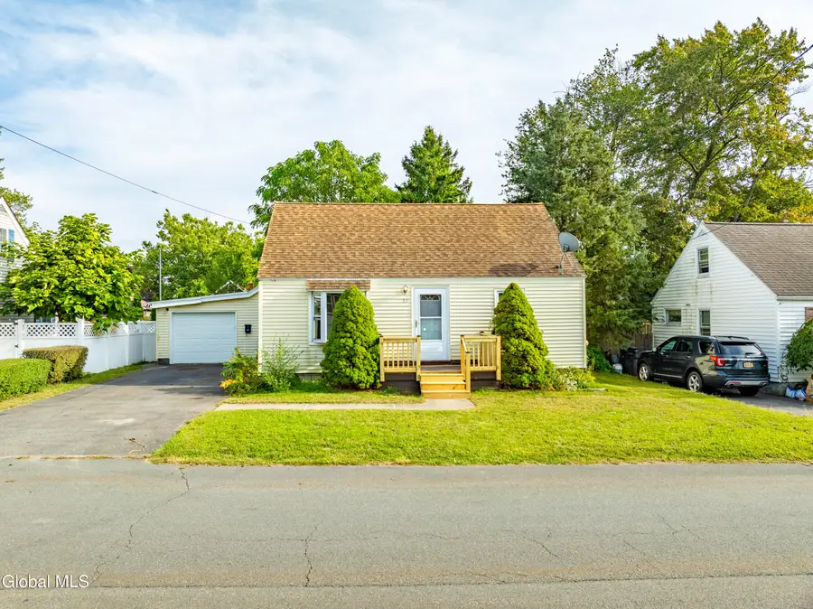 37 Rooney Avenue, Colonie, NY 12205 - #2