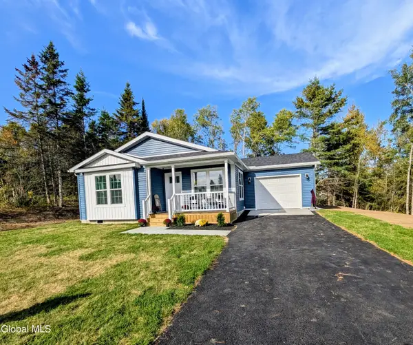 10 Colden Place, Newcomb, NY 12852