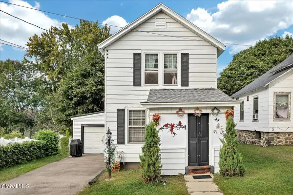 3 Hawk Street, Gloversville, NY 12078