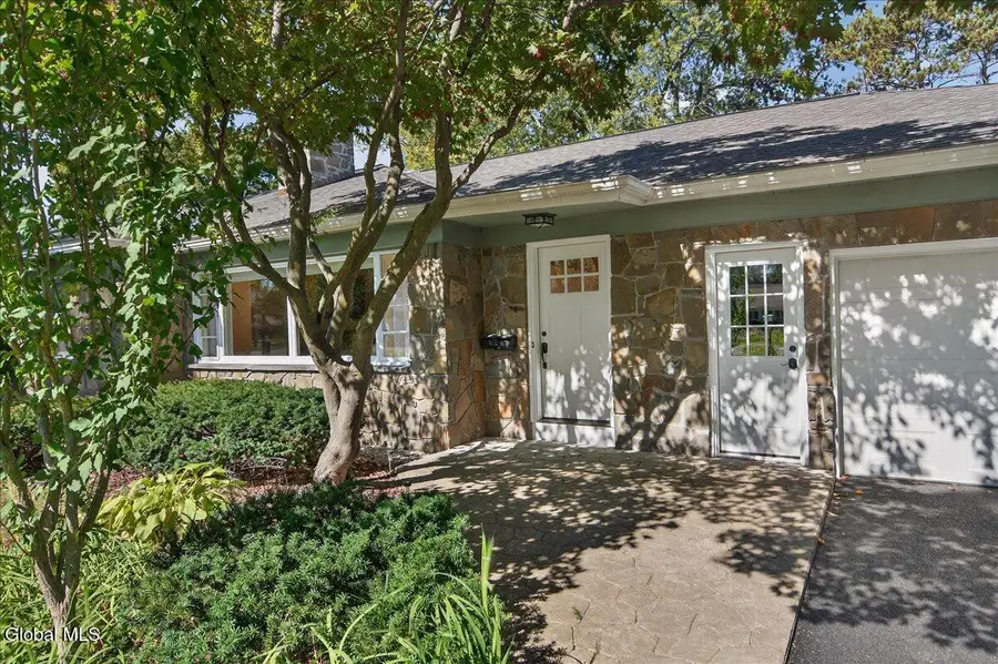 10 Willo Lane, Loudonville, NY 12211 - Image #3