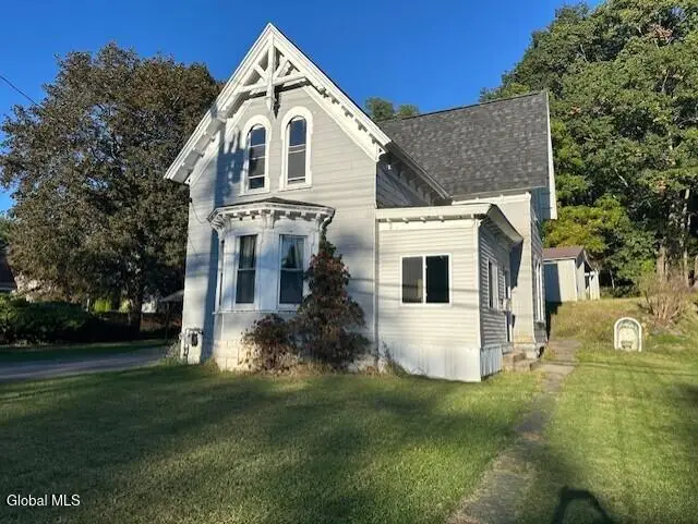 215 Forest Avenue, Amsterdam, NY 12010 - Image #1