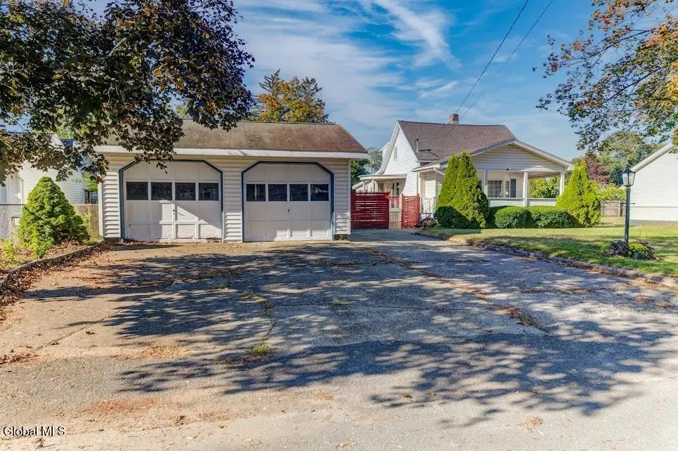 244 Howell Street, Rotterdam, NY 12303 - Image #1