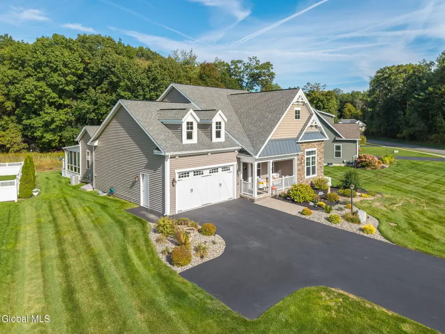 55 Yachtsmans Way, Malta, NY 12020 - Image #2