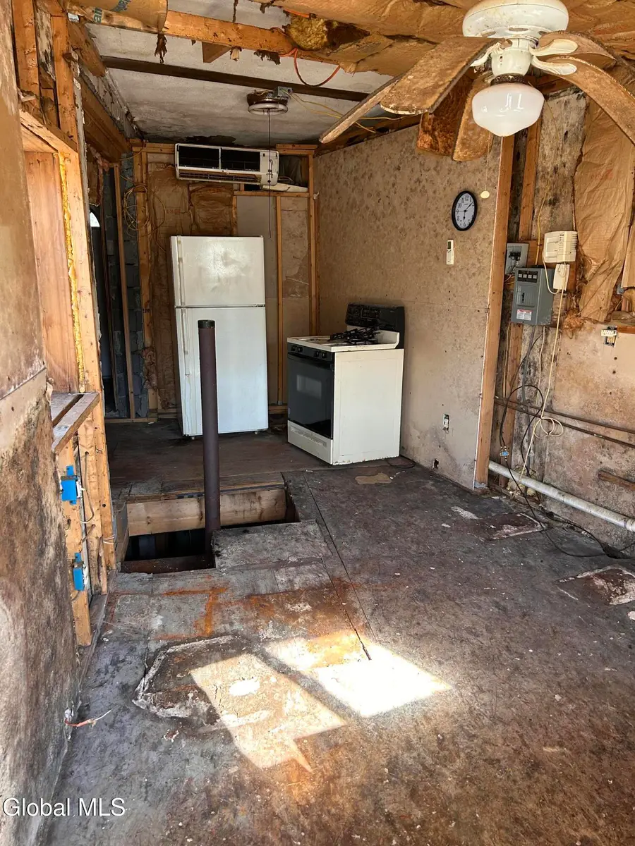 1679 Broadway, Schenectady, NY 12306 - Image #3