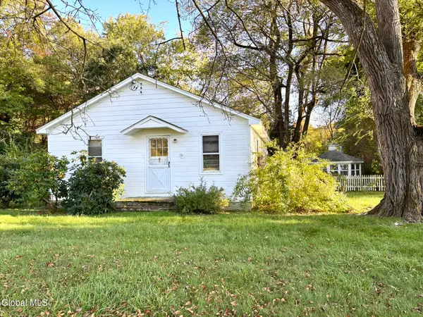 1154 County Route 25, Kinderhook, NY 12106